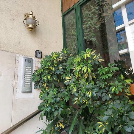 Acropolis Metro Station Flat 2 Apartment Athens Ngoại thất bức ảnh